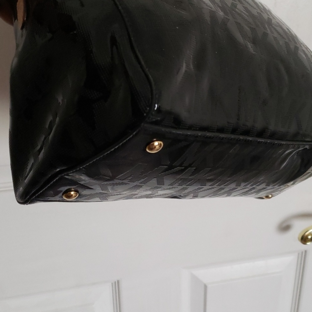 Michael Kors handbag - Picture 3 of 5